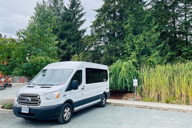 Vancouver International Airport Private Transfer - Pickup logistics inside Vancouver: drop anywhere