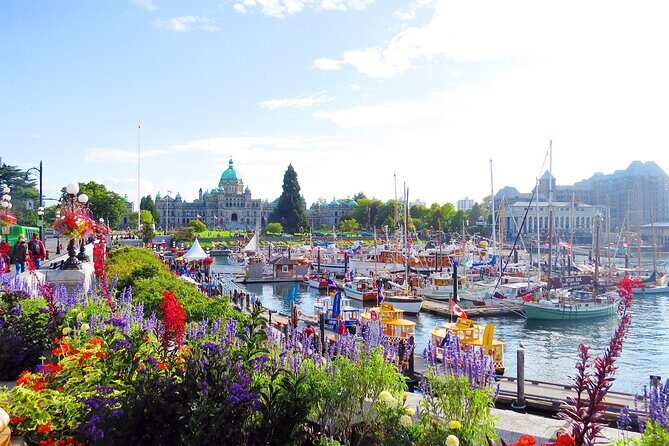 Vancouver Island, Butchart, Malahat 2-Day Tour in Chinese/English - Overnight in Victoria: Comfortable Base, Food Reality Check