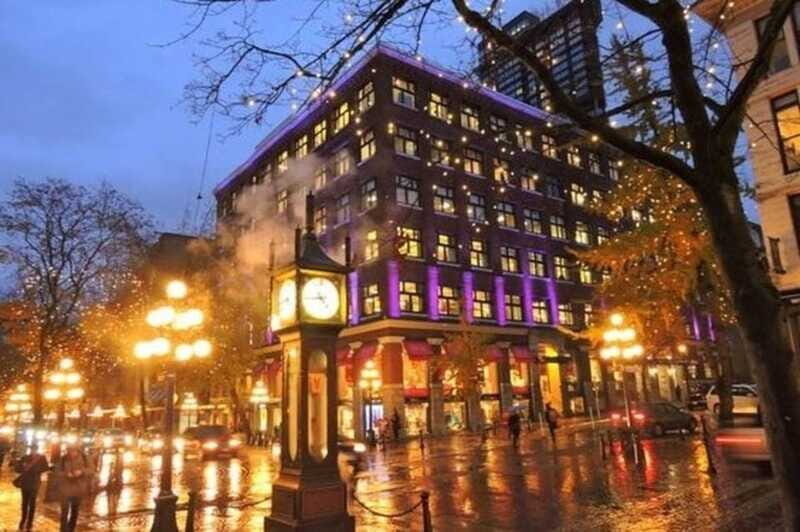 Vancouver : Must-See Attractions Walking Tour With A Guide - Price and Value: Why $47 for 3 Hours Can Work (If You Use It Right)