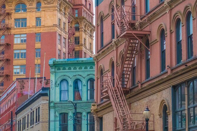 Vancouver Old Town Treasure Hunt: Self-Guided Walking Game - The Dominion Building: Beaux-Arts drama at street level