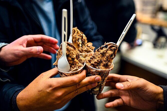 Vancouver Private Food Tour – Taste 6+ Local Dishes & Fresh Sushi - Guides and Local Stories: The Human Part of the Tour