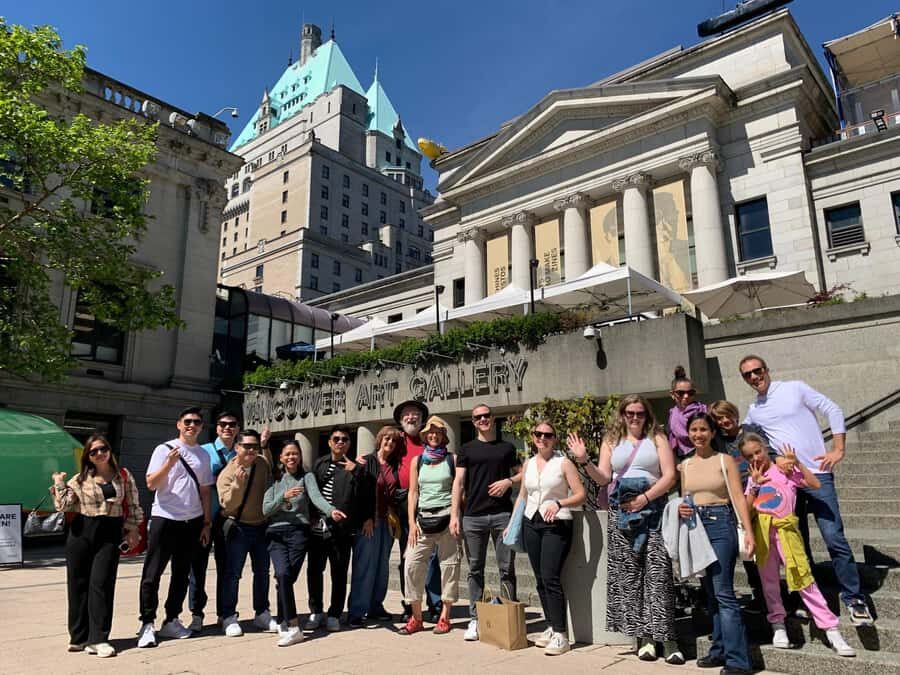 Vancouver: Private Walking Tour of City Highlights - Terry Fox Statue and Victory Square: inspiration with real local meaning