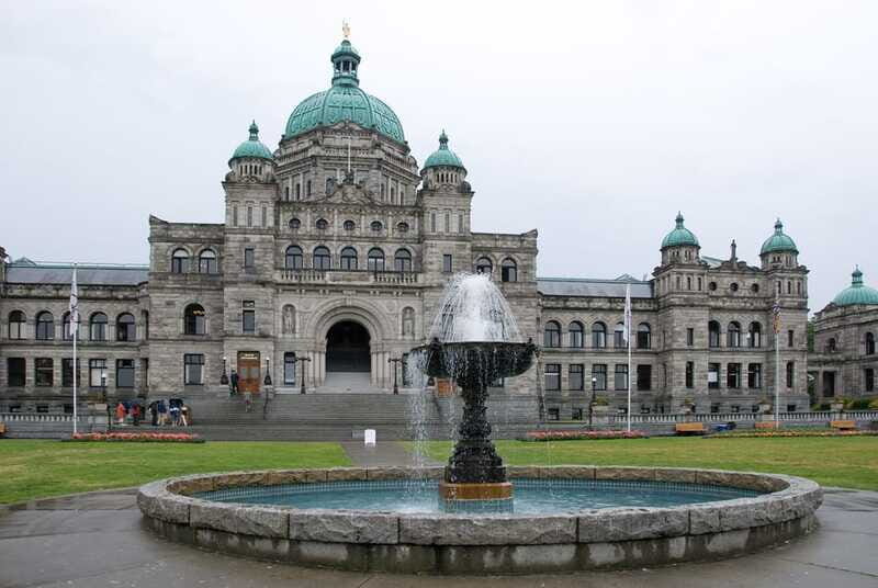 Vancouver: Private Walking Tour with a Local - When Things Go Sideways: Guide Fit, Language, and Safety Signals