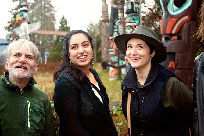 Vancouver Secrets of Stanley Park Walking Tour - What to expect each stop: time, themes, and pacing