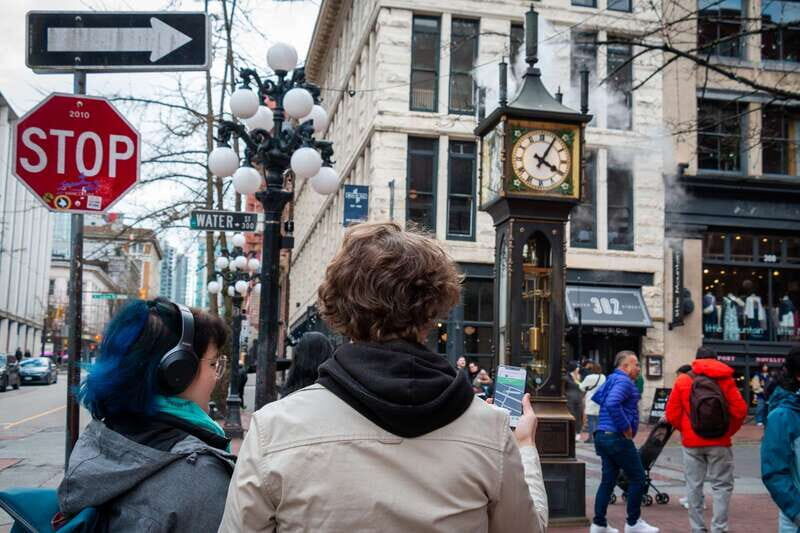 Vancouver: Self-Guided Smartphone Walking Tour of Gastown - When tech works and when it frustrates