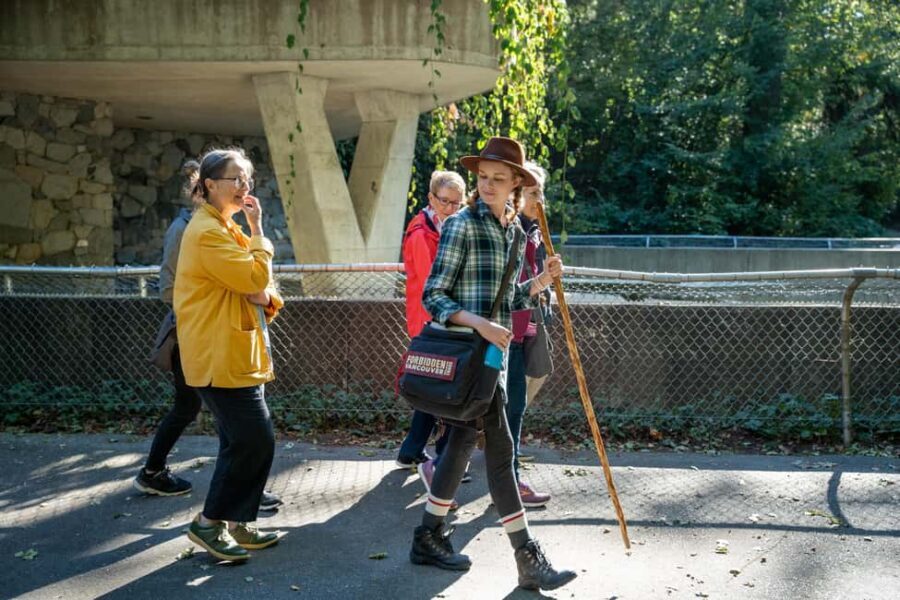 Vancouver: The Dark Secrets of Stanley Park Tour - Practical tips to make the walk more comfortable
