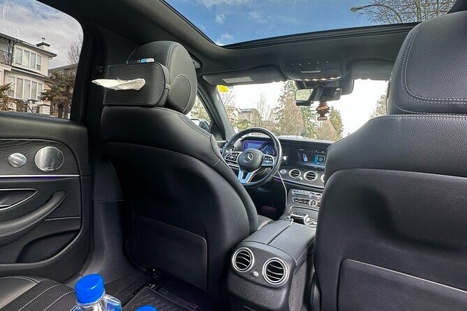 Vancouver to Seattle Private Transfer Service - Mobile ticket + confirmation: less back-and-forth on arrival day