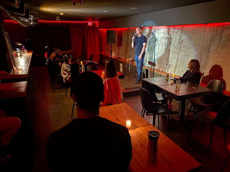 Vancouver: Underground Comedy Club Entry Ticket - Underground Comedy Club in Historic Gastown: Why This Night Out Works
