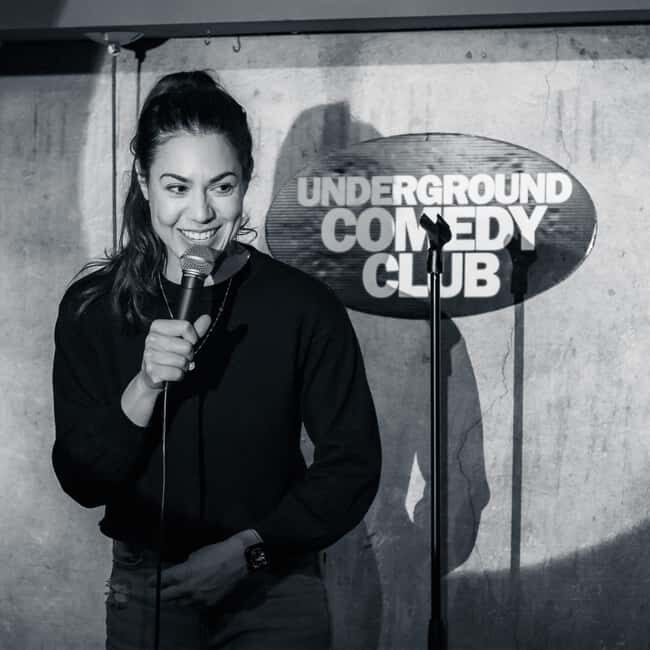Vancouver: Underground Comedy Club Entry Ticket - Canadian Humour Reality Check: English, but Not Always Universal