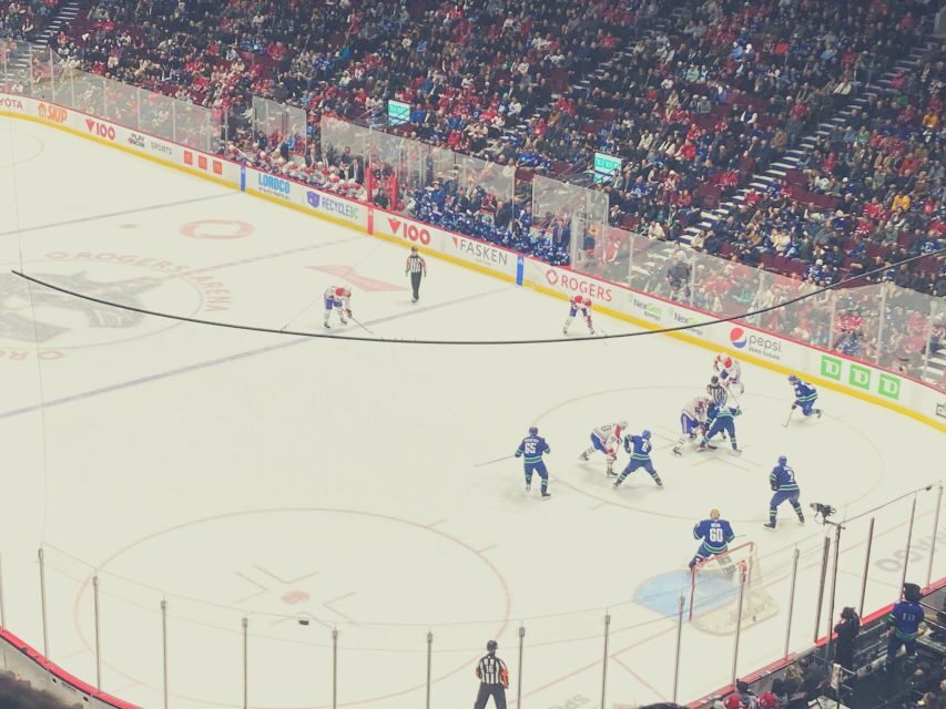 Vancouver: Vancouver Canucks Ice Hockey Game Ticket - The Canucks Moment: Elias Pettersson and Quinn Hughes to Watch