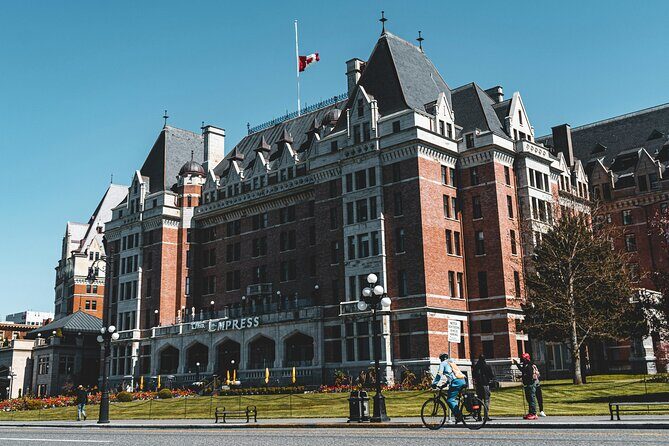Vancouver: Victoria and Butchart Gardens Small Group Max 12 Tour - Timing tricks for a ~13-hour day that doesn’t feel chaotic