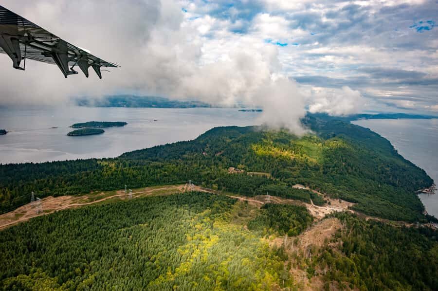 Vancouver: Victoria Seaplane Tour with Return Bus and Ferry - From Victoria to Swartz Bay: comfortable coach, scenic bonus