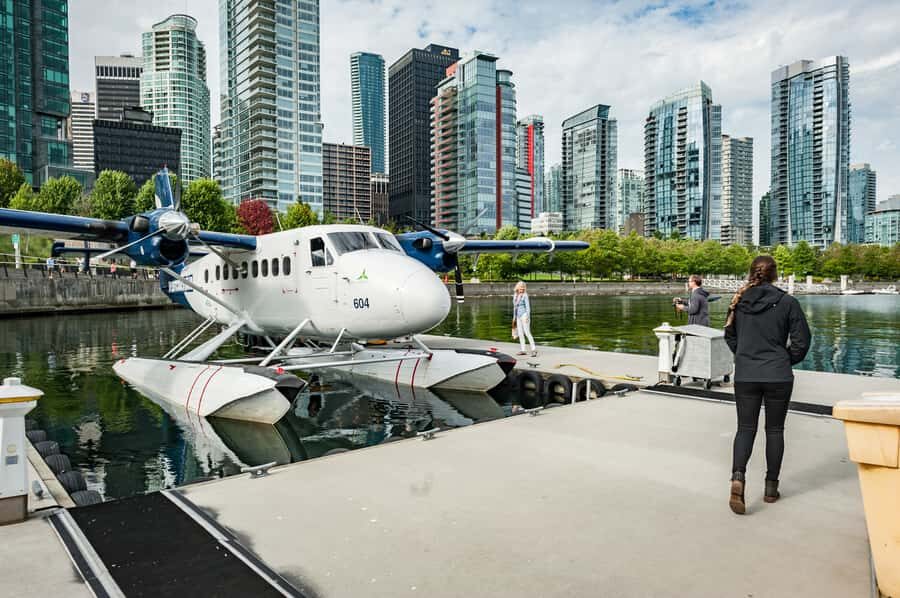 Vancouver: Victoria Seaplane Tour with Return Bus and Ferry - The 35-minute seaplane flight: what you actually see