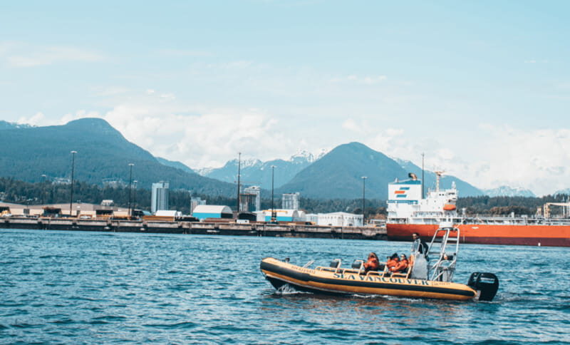 Vancouver: Waterfront Sightseeing Tour - City and Nature - English Bay to Burrard Inlet: Where City Gets Coastal