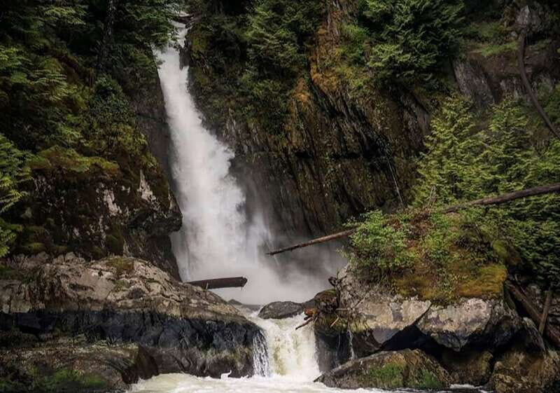 Vancouver: Waterfront Sightseeing Tour - City and Waterfall - The route in order: from Siwash Rock to Second Narrows