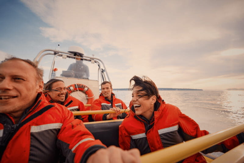 Vancouver: Waterfront Sightseeing Tour - City and Waterfall - Wildlife spotting tips that keep your eyes sharp