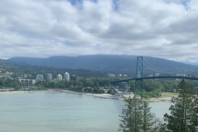 Vancouver's Finest Private Sightseeing Tour - Meeting point, pacing, and how to keep the day on track
