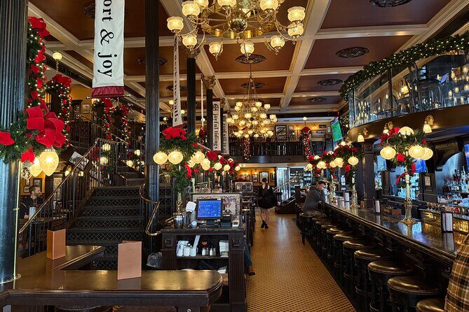Victoria Alleyways and Ales Craft Beer Tour - Entering Victoria’s Old Chinatown With Beer Tastings in Mind