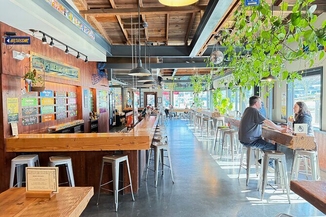 Victoria Alleyways and Ales Craft Beer Tour - Stop 3: Fan Tan Alley, Canada’s Narrowest Street