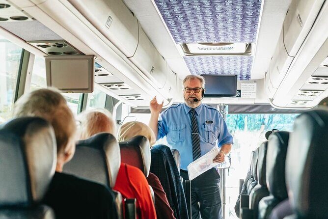 Victoria & Butchart Gardens Tour with Gulf Islands Cruise Ferry - Group size and comfort: what to expect on a 50-person max coach