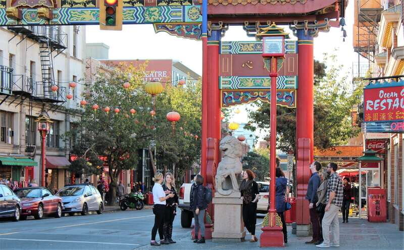 Victoria: Chinatown and Old Town Food Tour with Tastings - Getting oriented on Fisgard Street (and what to bring)