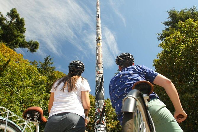 Victoria City Highlights Bike Tour for Cruise Guests - Downtown waterfront pause: quick views without the crowds
