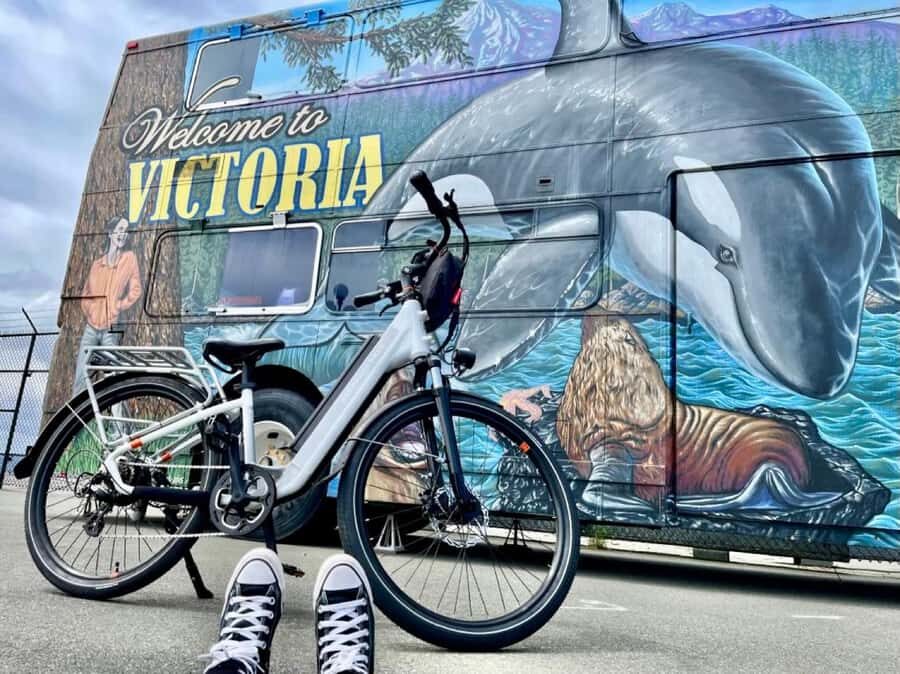 Victoria City Highlights Pedal Bike Tour - Hoods & Legends - Key reasons this pedal tour is worth your time