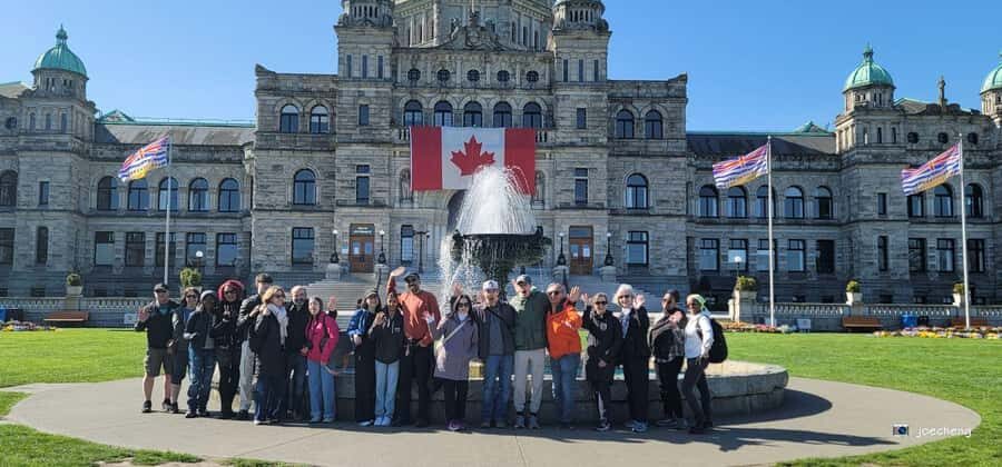 Victoria: City Highlights Walking Tour | 3-Hour - Parliament Buildings: a 15-minute photo stop with context