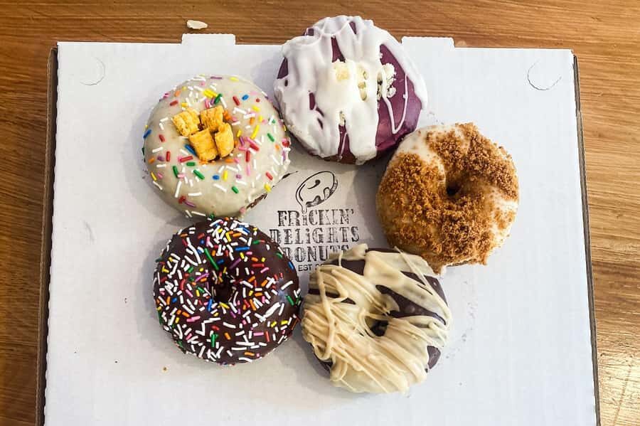 Victoria: Discover Victoria's Best Donuts & Walking Tour - Chinatown to Fan Tan Alley: The Finish at Friends & Family Bake