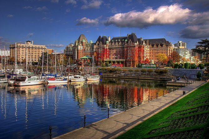 Victoria Harbour Kayak Tour - Stop 1: Victoria’s Inner Waterways and the Icons You’ll See Up Close