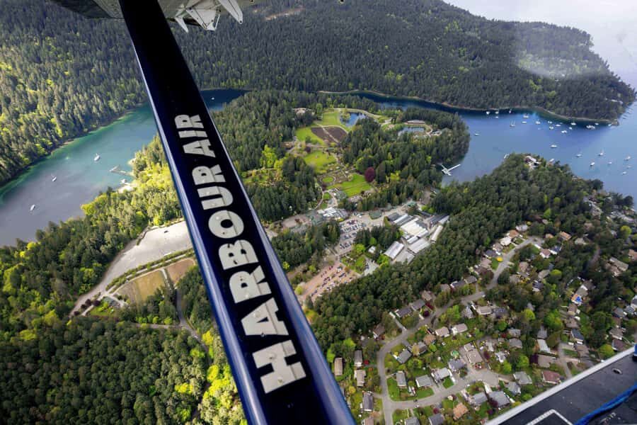 Victoria: Panorama Scenic Seaplane Tour - The Strait of Juan de Fuca: beaches, open water, and Olympic views