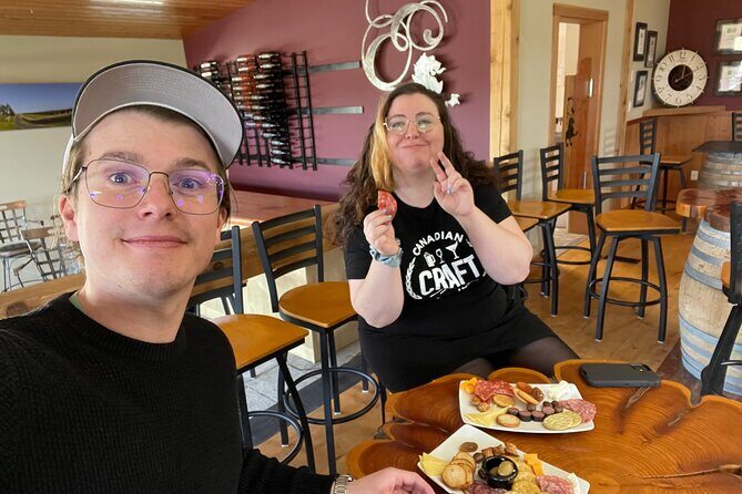 Victoria Wine Tour with Wine Tastings and Charcuterie - Guides and group size: the small-group promise and what to watch