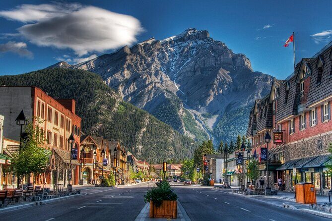 Virtual Tour: Banff, Lake Louise & Moraine Lake - Bow River Trail and Bow Falls: turquoise water and film-famous power