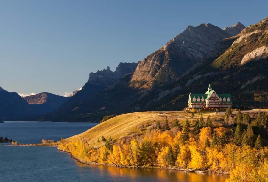 Waterton National Park: Lakes & Mountains Day Tour - Key highlights at a glance
