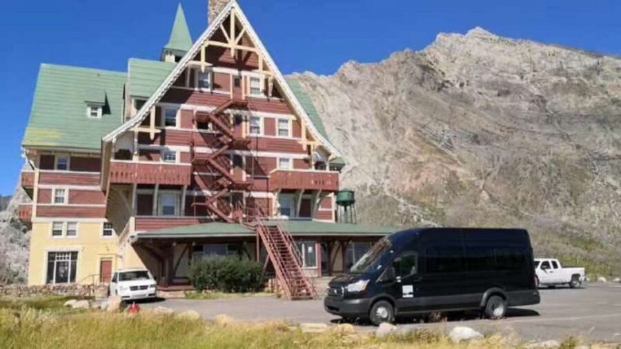 Waterton: Waterton Lakes National Park Tour from Calgary - Guide engagement and language: when facts are thin, you’ll adapt