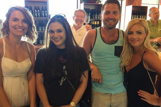 West Kelowna Gallery Of Grapes Wine Tour - Picking the Right Style of Wine Day: Who This Tour Suits
