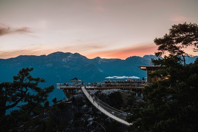 Whistler 1-Day Tour from Vancouver (Chn&Eng) - Peak 2 Peak Gondola Time: Great Views, Extra Cost, Tight Control Needed