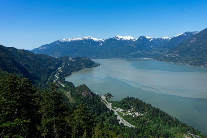 Whistler Tour with Shannon Falls and Sea to Sky Gondola - Shannon Falls: short stop, big payoff