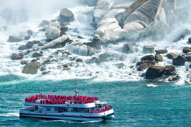 Winter Wonder Tour-A Journey Through the Tunnels Behind the Falls - Winter Niagara: Why This Route Works in Cold Weather