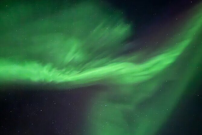 Yellowknife Aurora Hunting Tour - Yellowknife at 9:00 pm: why darkness and flexibility matter
