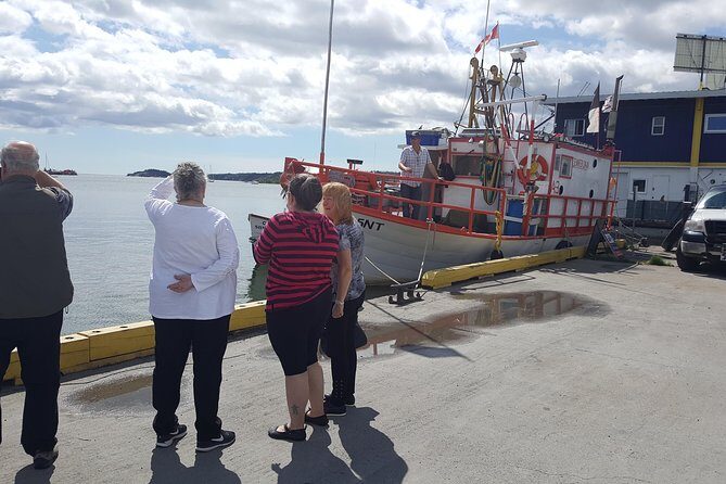Yellowknife Bucket List City Tours - Your Guide Matters: Tracy’s Style and Why It Works