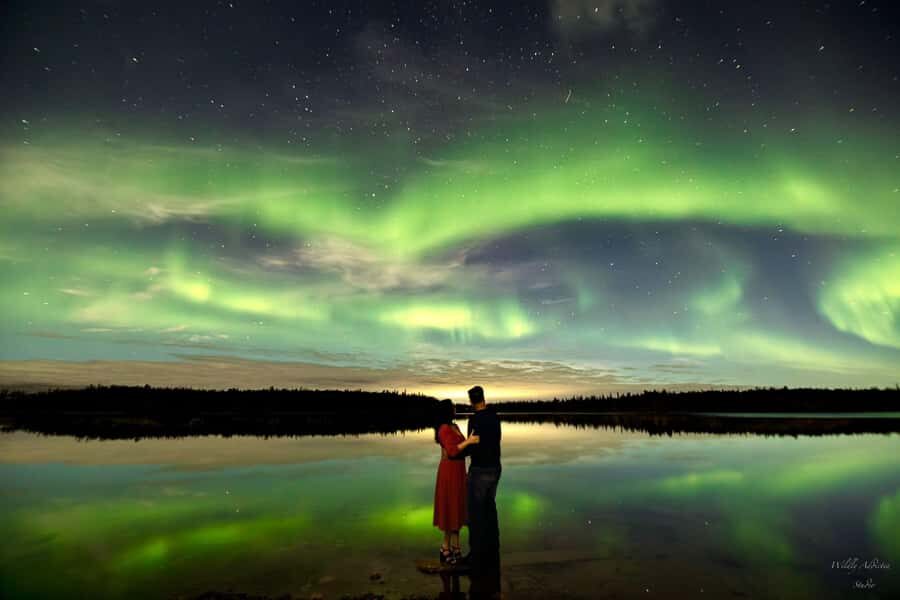 Yellowknife Full Day Tour for Aurora Borealis Northern Light - Artisan Markets and Local Craft Culture in Daylight