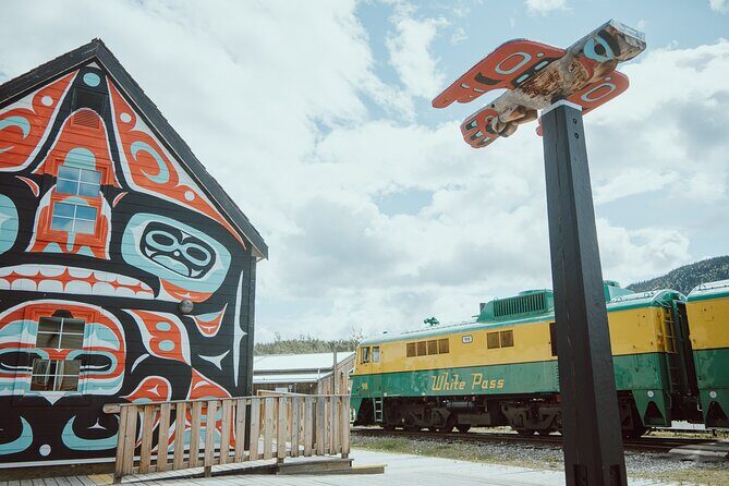 Yukon Gold Experience feat. Emerald Lake & Carcross - Guides, photo stops, and why the pacing feels good